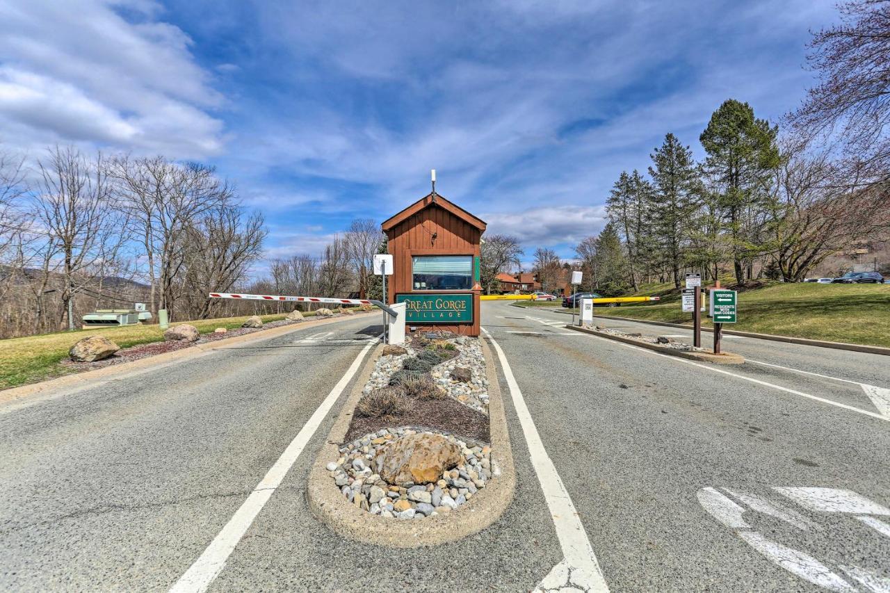 Mountain Creek Condo With Grill Walk To Lifts! 弗农 外观 照片